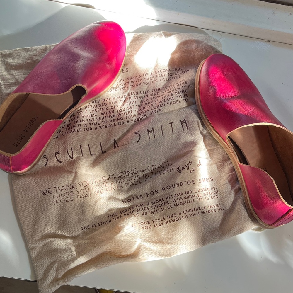 Sevilla Smith Keiko: Fuchsia Leather